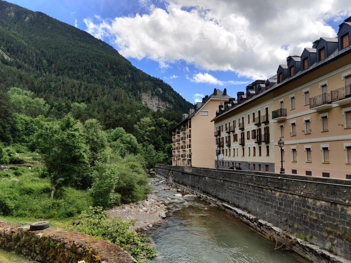 "Leo Pixel" Avairent Canfranc Estacion Lejlighed Eksteriør billede
